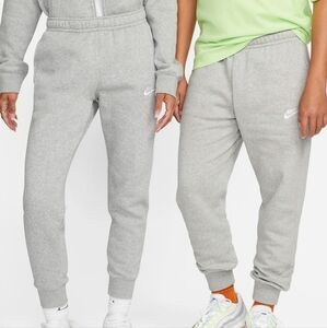 Nike Men's Sportswear Club Fleece Jogger